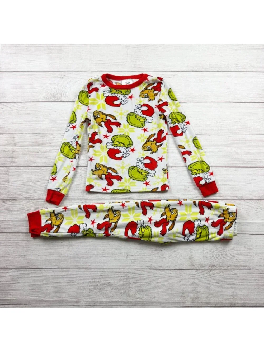 Dr. Seuss The Grinch Kids Pajama Set Holiday Max Character Print Sleepwear 6